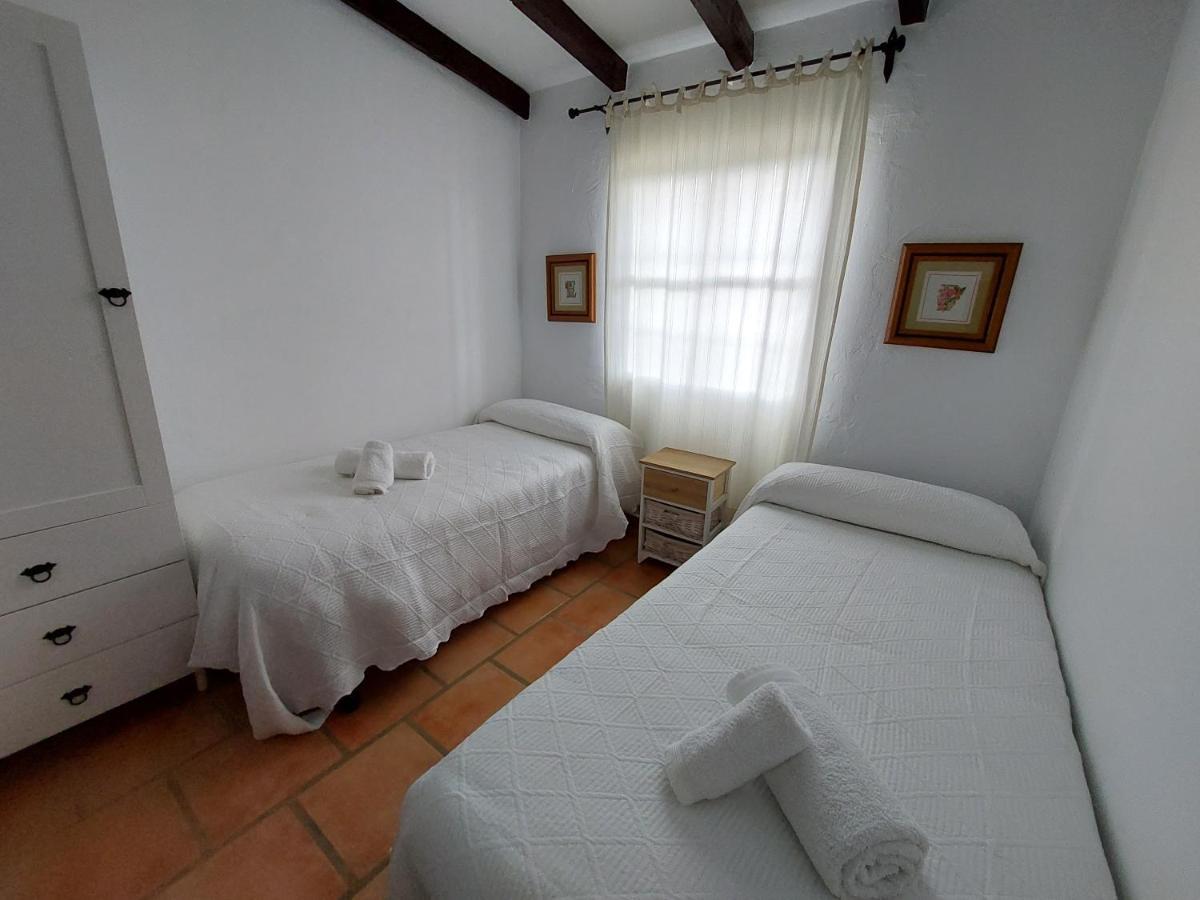 Villa El Estanque Holiday Cottage & Bungalow 아르코스델라프론테라 외부 사진
